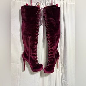 EUC JustFab Dashiella Purple Velvet Boots Sz 8.5 (XOFGUW)